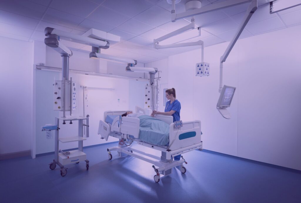 Bras de distribution plafonniers dans une salle de réveil