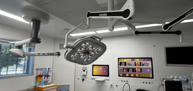 Station de vidéo-intégration utilisée en bloc opératoire